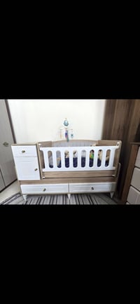 سرير اطفال • تركي • نظيف جدا