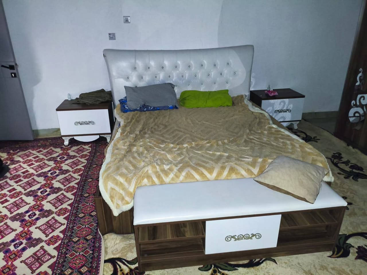 غرفه نوم ٧ قطع اخوو جديد كلش نضيف
مزاد مهدي خانقيني
خانقين محطه خلف مركز شرطه ازادي
***********
