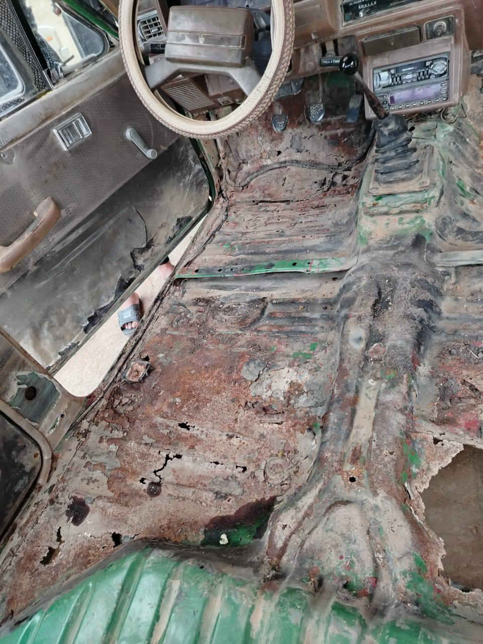 عمل ارشد الحداد قبل الشغل وبعد الشغل متوفر تصليح جميع السيارات خيسان + تعمير صدر + تعمير محركات كافت السيارات المكان النمرود قريه العباس ***********
