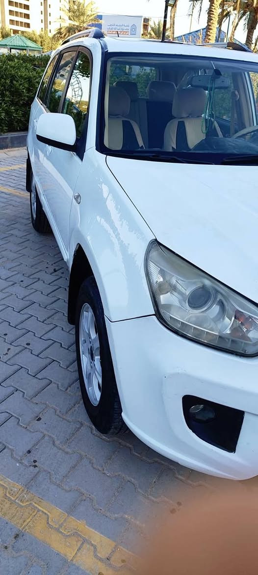 السلام عليكم ورحمه الله وبركاته 
تيكو موديل 2012 
باسمي رقم نجف 
هزه وسنويه جديده
الشرط الاول كفاله 
من فتح وضربه 
تبديل صبغ 
تكهيلات بارد بسيط شرط
سياره كفاله عامه 
محرك وكير 5نمرعالشرط 
شاشه حساس خلفي 
تبريد عالشرط تاير جديد 
العنوان النجف حي النصر
السعر 64 مجال كلش بسيط 
اتصال او واتساب فقط بدون زحمه
***********
