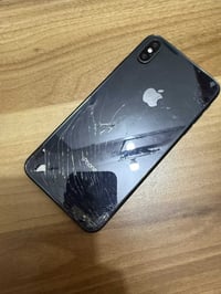 آيفون XS ماكس • ٢٥٦ • بصمة الوجة ما تشتغل