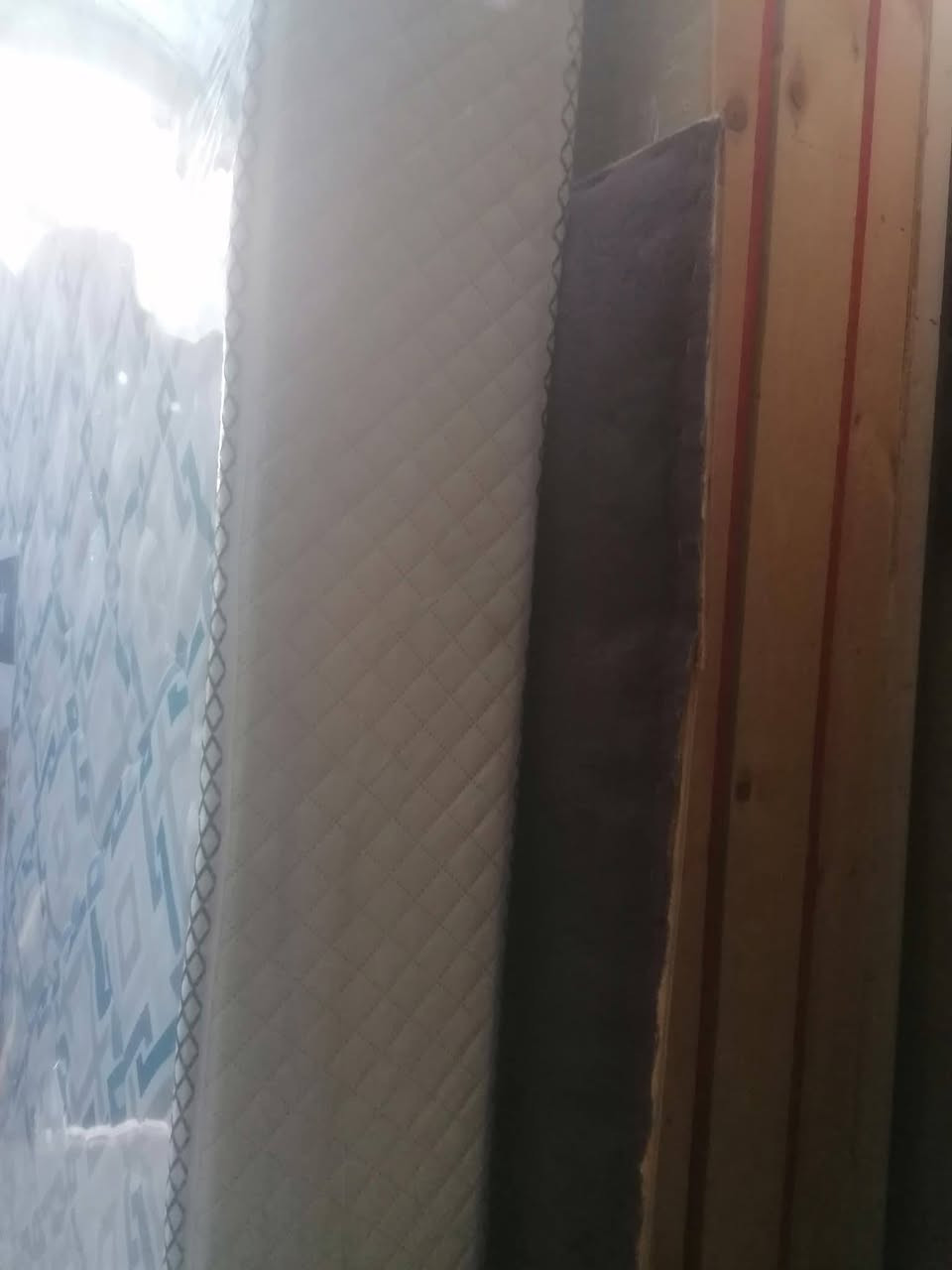 دوشك نفرين اسنفج ضغط عالي درجه اولى  مستعمل شهر فقط
160×200 ارتفاع 20سم
السعر 75 الف السعر ثابت مابي اي مجال 
***********
***********
