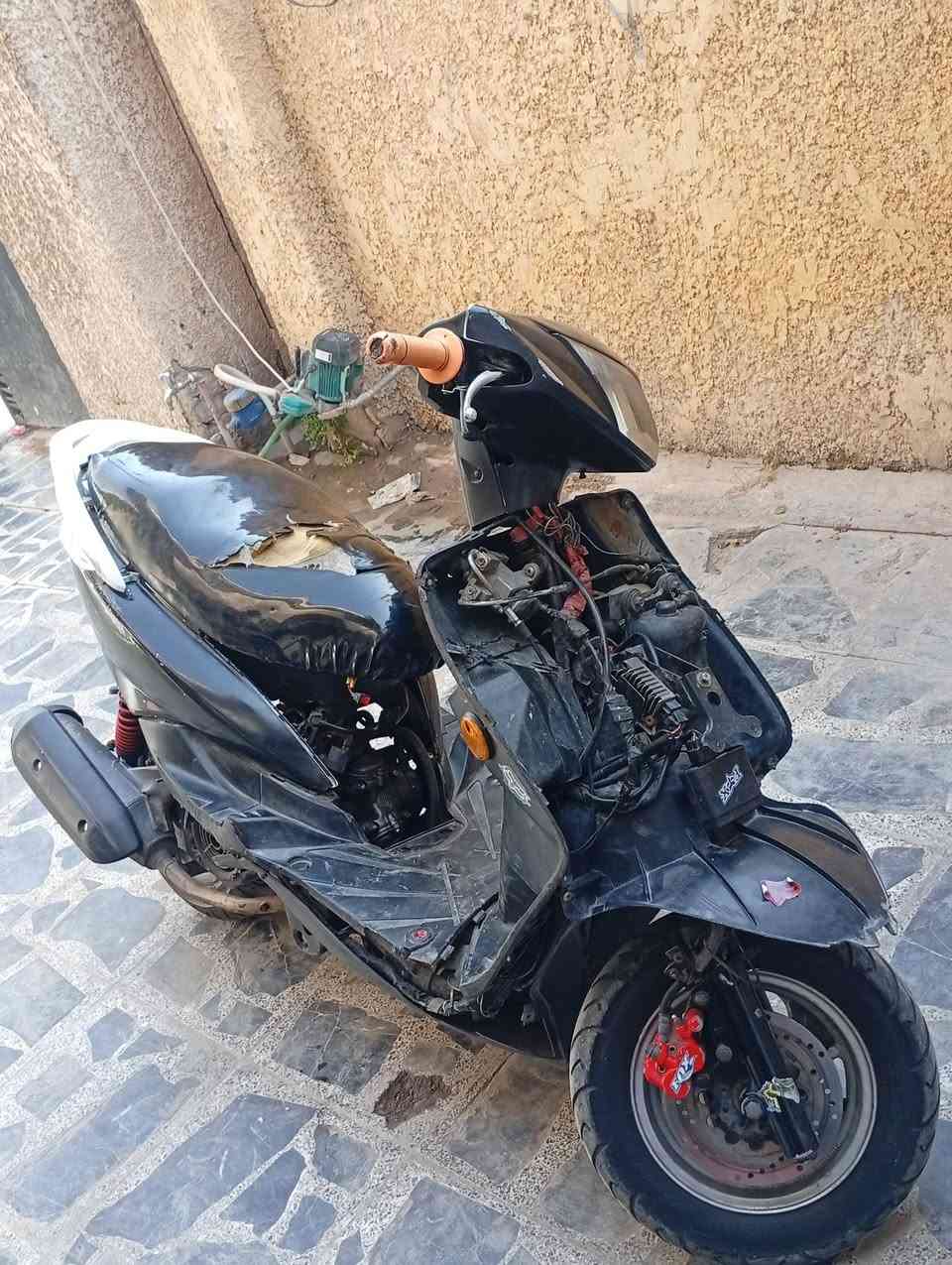 سلام عليكم دراجه ثعلب مزوده مكينتها سكنس فحل كلجات رياضي بوشه 58 ونص فلتر رياضي سلف رياضي سعر 500وبيها مجال للطيبيين أو مراوس ب ايراني تحياتي...


**إذا كنت صاحب هذا الإعلان وتريد حذفه لأي سبب، رجاءا أرسل رسالة إلى الدعم الفني**