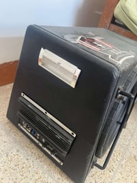 مضخم صوت • حجم كبير • إلكترونيات