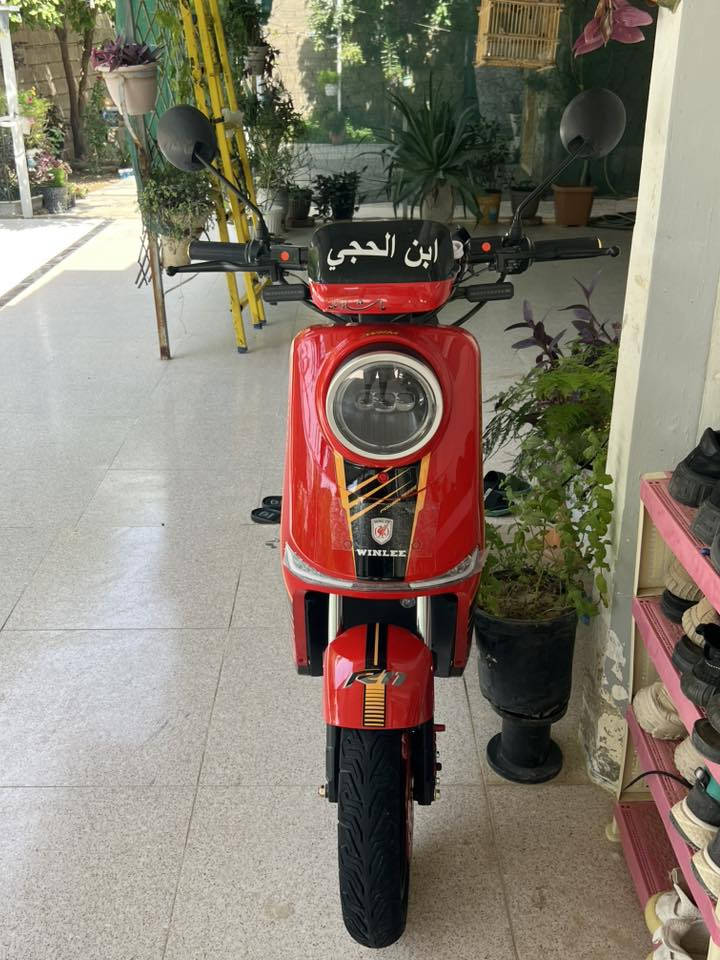 سلام عليكم ورحمة الله وبركاته
دراجه شحن للبيع 2026 R11

الدراجه جديده بمعنه الكلمه والله صالي اسبوعين من اشتريتها جديده كسر كارتون 

والله متوازي على بيعتها محتاج الفلوس 

لايت LED 3 عدسات 

بصمه 1 

وكارتات 2

وسويج 2

مسجل بل شاشه 

هورن طاط تك 

5 بطاريات 

اشاره يمنه يسره شغالات ودبل اشاره 

وبيها بك 

ودبلات الكدام والوره غاز

والبريكات الكدام والوره دسك 

وبيها نشرات كدام وره 

ومرايات زوج موجودات 

وشاحنتها بعدها بل كارتونه 

وبيها شاحن لتلفون 

وبعد بيها كومه مواصفات 

والدراجه مكانها ديالى دلى عباس 

ورقم الهاتف /***********
