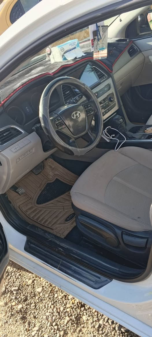 سلام عليكم سوناته موديل 17 أمريكية الرقم انبار والسعر مناسب


**إذا كنت صاحب هذا الإعلان وتريد حذفه لأي سبب، رجاءا أرسل رسالة إلى الدعم الفني**