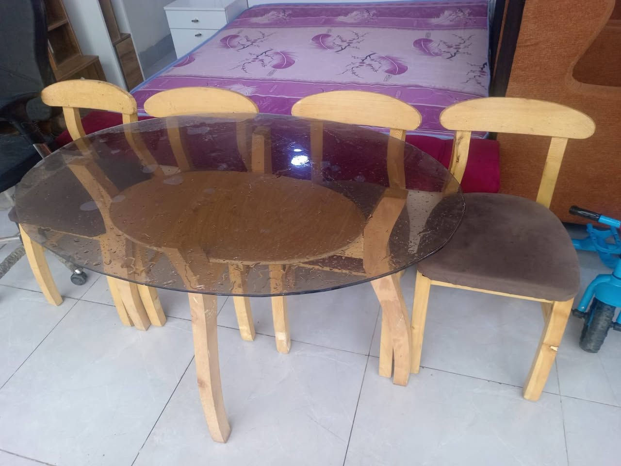 ميز طعام واربعه كراسي سعر 75الف


**إذا كنت صاحب هذا الإعلان وتريد حذفه لأي سبب، رجاءا أرسل رسالة إلى الدعم الفني**