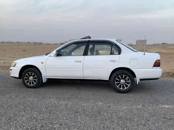 السلام عليكم 
للبيع سياره كورلا #موديل 1992 
#رقم انبار بأسمي جديد هزه جديده سنويه لل30 
مشروع وطني 
#تحويل_مباشر_وكاله_ماسوي 
#صبغ عام جماليه 
#محرك_گير_شرط گير عادي 
صدر جديد تايرات نص عمر 
حداديه صبغ درجه أولى 
#السعر_43_وبي_مجال
للأستفسار اكثر __هـ.***********
(العنوان:الشرقاط -اسديره)
