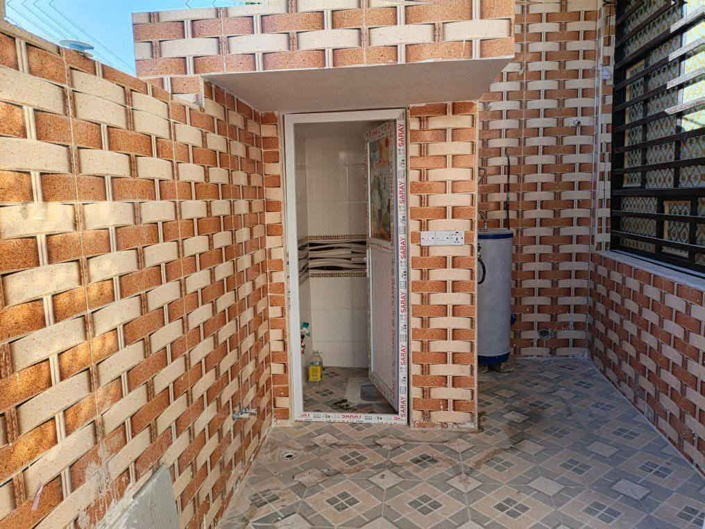 #دار للبيع
طابو ملك صرف
________المساحه 150 متر
#تفاصيل الدار
استقبال
        مطبخ
          هول
          غرفتين نوم 2
       صحيات داخلية و خارجيه
كراج سيارة

الدار فول من كل النواحي

#الموقع ابي غرق حي الجواد الثانيه

                   الاستفسار أكثر الاتصال
                      واتساب ***********
              ***********
                          #ملاحضه
        لديك عقار للبيع ما عليك غير مراسلة الصفحه 

                    يتوفر لدينا كادر مختص 
                  البناء وترميم مقاولات عامه
                        ***********
