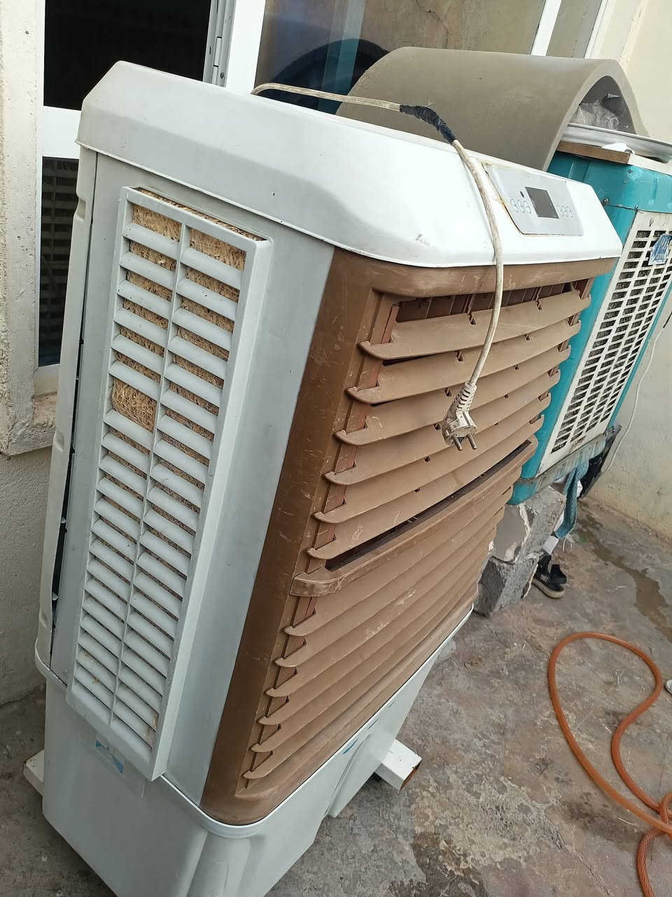 مبرده كونفيره نضيفه سرعه وحده الي يريد يتواصل خاص


**إذا كنت صاحب هذا الإعلان وتريد حذفه لأي سبب، رجاءا أرسل رسالة إلى الدعم الفني**