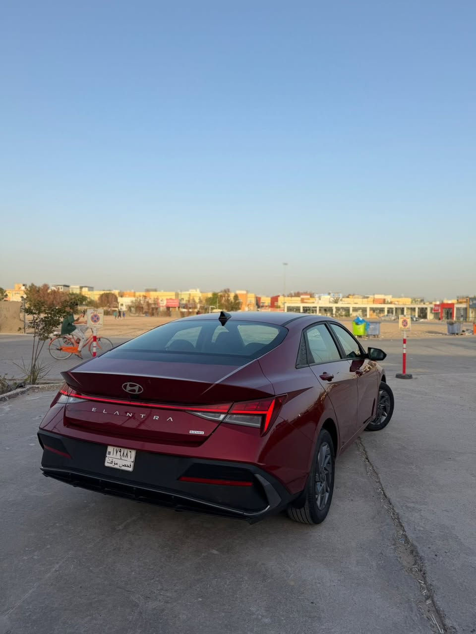 السلام عليكم
محرك 1600 سي سي هايبرد (بنزين + كهرباء)
بدون ايرباك بدون دواخل صور الحادث بلمنشور
السعر ١٦٥ للعلم السياره تترقم مجاني جميع المحافظات
الموصفات 🔻

🔴 بصمة أبواب 

🔴 دخول ذكي 

🔴 بصمة صندوق

🔴 تشغيل عن بعد 

🔴 شاشة عداد ديجيتال متصل

🔴 فول تحكم ستيرن جهتين

🔴 شاشة كار بلي 

🔴 كامرة خلفية 

🔴 رادار امامي 

🔴 رادر جانبي 

🔴 رادر خلفي 

🔴 تحديد مسار 

🔴 مثبت سرعة 

🔴 نقطة عمياء 

🔴 بريك تفاعل اوتتماتيك اثناء اقتراب من الجسم

🔴 انظمة قياده Drive mode ثلاث وضعيات 

🔴 اناره دشبول داخليه LED

🔴 لايت زينون  عدسات عالي ناصي  لايت حاجب لد

🔴 صندوق ذكي يفتح عن الاقتراب 

🔴 نظام abs

باقي المواصفات المعروفه
مكانها النجف الاشرف
للاستفسار ***********
