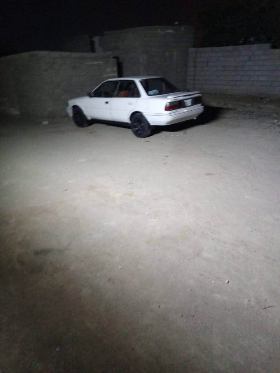 سلام عليكم كورلا موديل ٩١ للبيع سعر ٣٣ مكان بصرة زبير ***********رقمي انكليزي سنوية لحد ٢٠٢٩ بسمي
