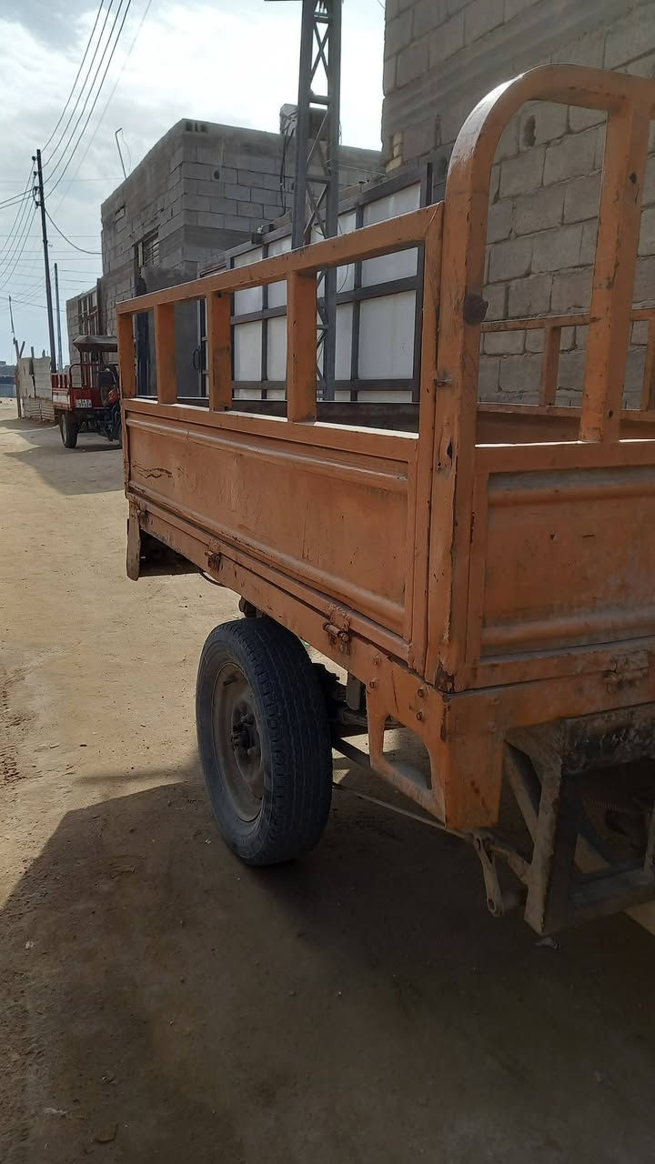 ستوته كلك مكفوله من السرقه  جاهزه من الطول لطول عوزه بس تغسله  رايده ب 600 وبيه مجال مكاني شط العرب الكباسي الصغير  
***********
