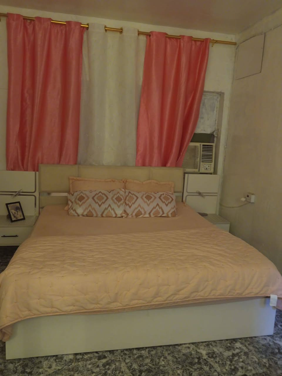 غرفه للبيع المكان الزعفرانية أخت الجديده


**إذا كنت صاحب هذا الإعلان وتريد حذفه لأي سبب، رجاءا أرسل رسالة إلى الدعم الفني**