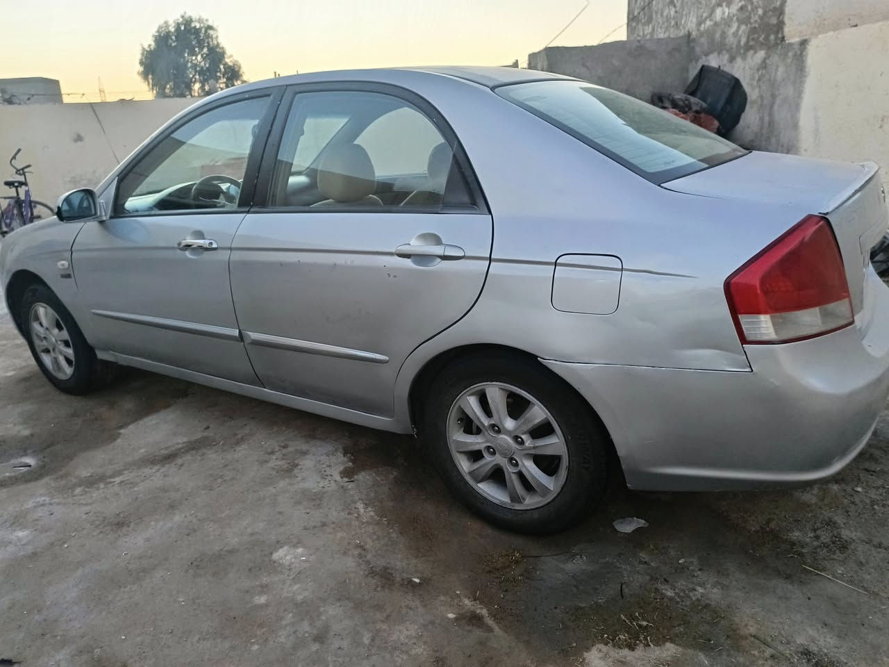 للبيع كيه سبكترا خليجي موديل 2008 رقم بابل انكليزي.
مكينه كير حداديه تخم تأير جدد 
مكفولة من كلشي بيه صبغ تلكيط بسيط 
مكينه 1600 
السعر 73 أو بيه مجال 
للاستفسار ‏‪***********‬‏ مكان طريق كربلاء نجف عمود 250 غير متواجد نت
