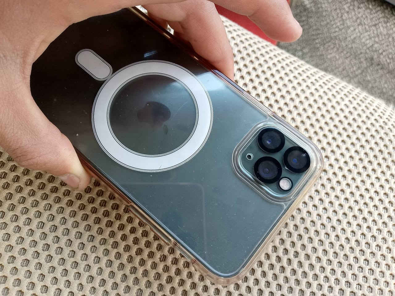 متوفر
ايفون 11 برو ماكس زيتوني ذ 256  بطارية 100 مبدله
مبدل شاشه و كع مني وضربت الشاشه بس اللمس شغال بعده  فيس ايدي متوقف.
اتصال +نت +شحن +كامره. كله شغال
عنوان بغداد


**إذا كنت صاحب هذا الإعلان وتريد حذفه لأي سبب، رجاءا أرسل رسالة إلى الدعم الفني**