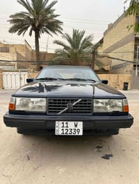 فالفو 940 مديل 95 رقم بغداد دولي لون نيلي  سياره جديده مكفوله من الضرب...