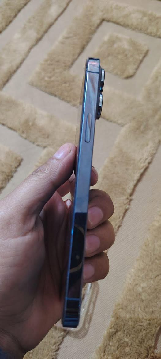 .
ايفون. 13برو ماكس. . شرق اوسط. 

ذاكره. 256 دبل شريحه يعني خطين . 

بطاريته. مبدله اصليه وكاله 100 والضهر مبدل . 

نموذج. M. شرق اوسط عربي. 

نضافته 95 

للبيع او مراوس. 

السعر. 500 وبي مجال .. 

عنواني. فلوجه. 

للأستفسار ***********
