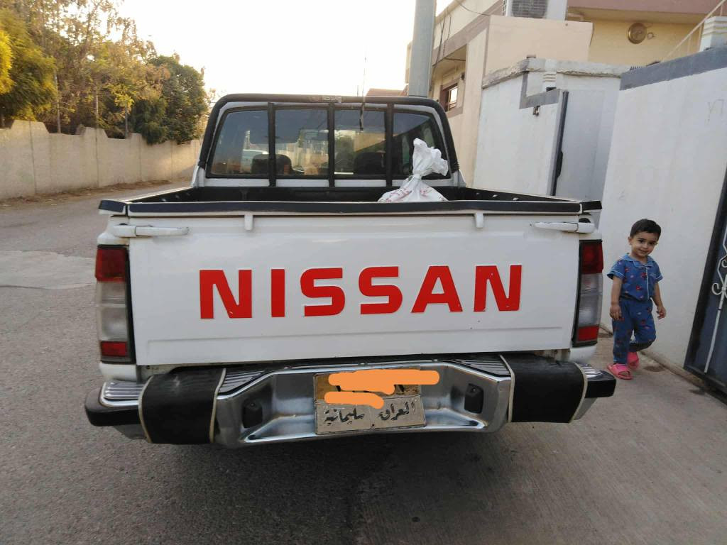 سەرەتا بەناوی خودای گەورە نیسان
 پیکاب 2002 تەبرید و پاوەر  گێڕ و مەکینە بەشەرت کەمێک ساردی هەیە سەیارەیەکی جایزە شوێن دەربەندیخان     *********** دار بنديهكان, السليمانية
