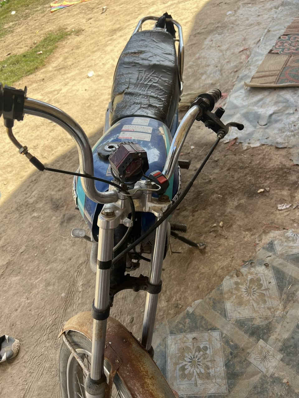 سلام عليكم اربعه كير للبيع  سع230 وببه مجال مكينه ناعمه صالصه فصله تايرات جدد اتصال ***********
