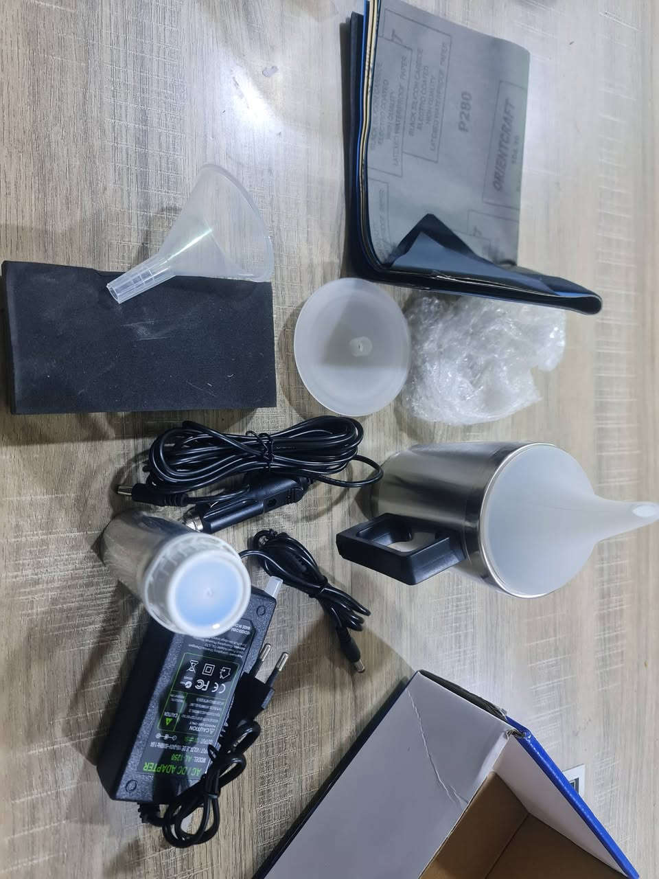 توفر حديثا
جهاز النانو سيراميك 
يزيل الاصفرار والخدود والتأكسد من المصابيح والعدسات الامامية للسيارات والكثير من الاستخدامات  
الجهاز اصلي كامل ملحقات
متوفر توصيل لجميع المحافضات


**إذا كنت صاحب هذا الإعلان وتريد حذفه لأي سبب، رجاءا أرسل رسالة إلى الدعم الفني**