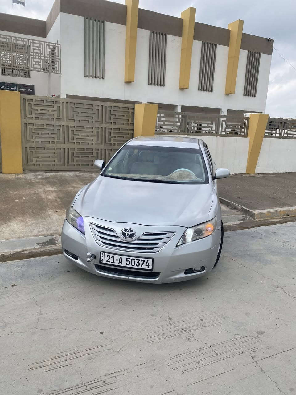 كامري 2007 خليجي
فئه GL 

محرك 2400 VV-t 

رقم سليمانيه 

سياره جهزه وكامله مابيه اي نقص 

محرك مامفتوح 
السياره بيه باب خلف السياق مبدل بلدي وشوي صبغة 
كامر 
تخم تاير جديد 
منظومه زينون 

 
مكاني كركوك 

السعر 107 وبيه مجال 

اتصال ***********
