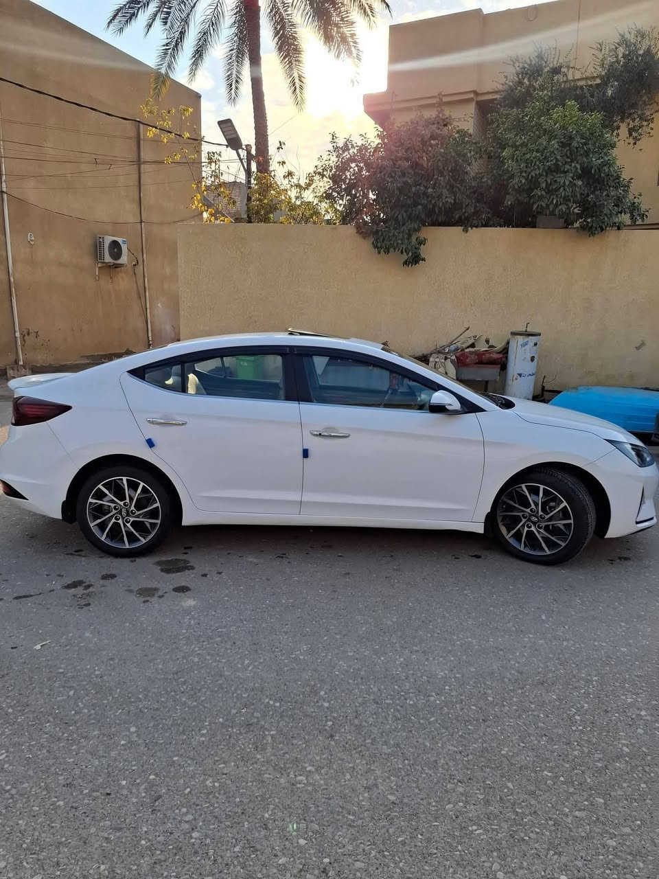 👨‍❤️‍👨👨‍❤️‍👨 السلام عليكم الغوالي 👨‍❤️‍👨👨‍❤️‍👨
🅿️🅿️  هيونداي النترا خليجي   ELANTRA

🅿️🅿️  2020 موديل

🅿️. مرقم بغداد  بسمي هزه وسنويه جيده

                                                                                  فول مواصفات للاخير بصمه تشغيل وابواب وصندوك 

🅿️🅿️للون ابيض 🤍🤍🤍🤍ماشيه 97الف حقيقي ودك جرس بل 120

💡السيارة مكفوله  كفاله عامه عدا الدوسه صبغ سونار بل منشور

🅿️🅿️لدنهاري  LED

🅿️🅿️انظمت ترحيب     👍

🅿️🅿️سلايد روف فتحة

🅿️🅿️حجم المحرك2000

🅿️🅿️تبريد امامي و خلفي

🅿️🅿️المري قابلة للطي AUTO

🅿️🅿️اشاير بلمرايا

🅿️🅿️تحكم مقود جهتان

🅿️🅿️المودات

🅿️🅿️الاوامر الصوتية

‏🅿️🅿️ثلاث انضمه قياده

شاشة  حجم كبير

🅿️🅿️كاميرا خلفيه دوارة

🅿️🅿️يدة ابواب المنيوم

🅿️🅿️حساس خلفي. حساس امامي

‼️السيارة مكفوله كفاله عدا الدوسه‼️

للاستفساراكثر اتصل على  الرقم 👍

📲📲📲📲📲📲📲📲📲📲📲📲📲📲📲📲📲

سعرها  ١٧٥ وبيها  للشراي

📍📍📍📍📍📍📍📍📍📍📍📍📍📍📍📍📍

العنوان... ديالى بعقوبه

💙 ***********💙  السياره جديده خير من الله
