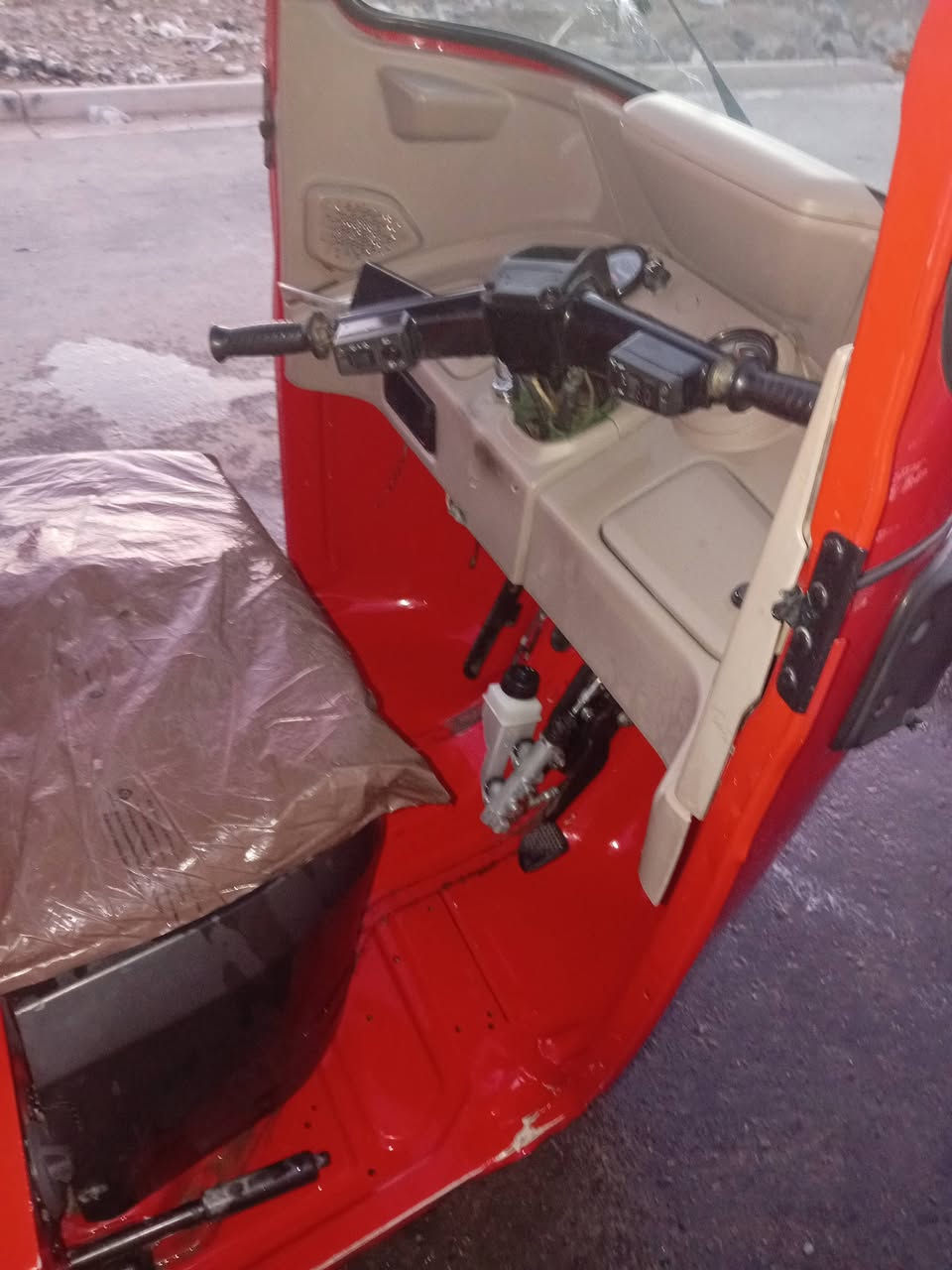 تكتك البيع م 2022 كفاله عامه مكان العماره ***********
