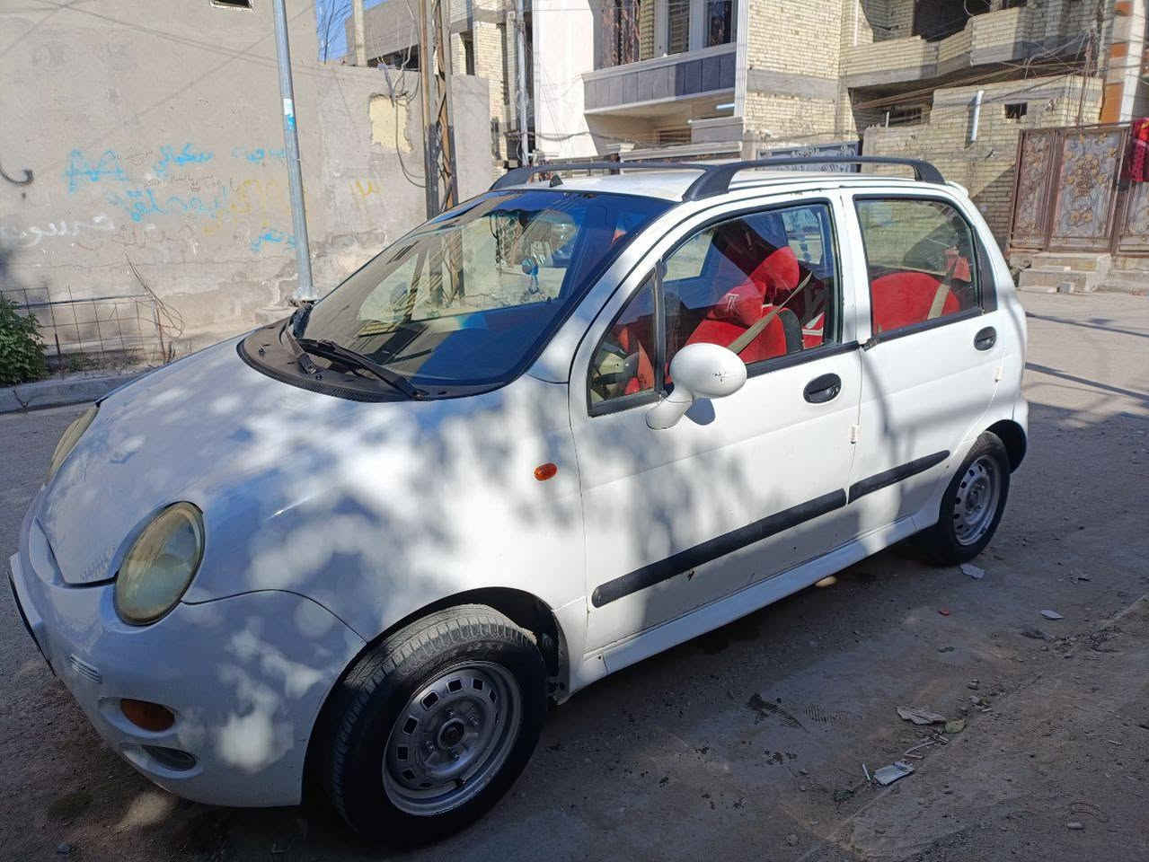 السلام عليكم
شيري QQ موديل 2012 لون ابيض للبيع
رقم بغداد انكليزي + بأسمي تحويل ثاني يوم
محرك 4 سلندر المرغوب نظيف جدأ
كير اتوماتيك+عادي نظيف جداً 5 نمر 
السياره جاهزه ونظيفه محرك وكير خير من الله مكفولات داخلها نظيف وجميع الكهربائيات شغاله والسياره ناعمه جدا بالمشي .
عارضها ب 32ورقه وبيها مجال بسيط 
مكان السيارة بغداد الجديدة للاستفسار ***********
