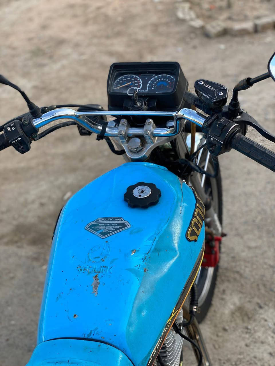 سلام عليكم دراجه للبيع المديل 2023 دراجه مكينه مكفوله 5كير كله شغاله المكان بغداد  السعر 550وبيه مجال ***********
