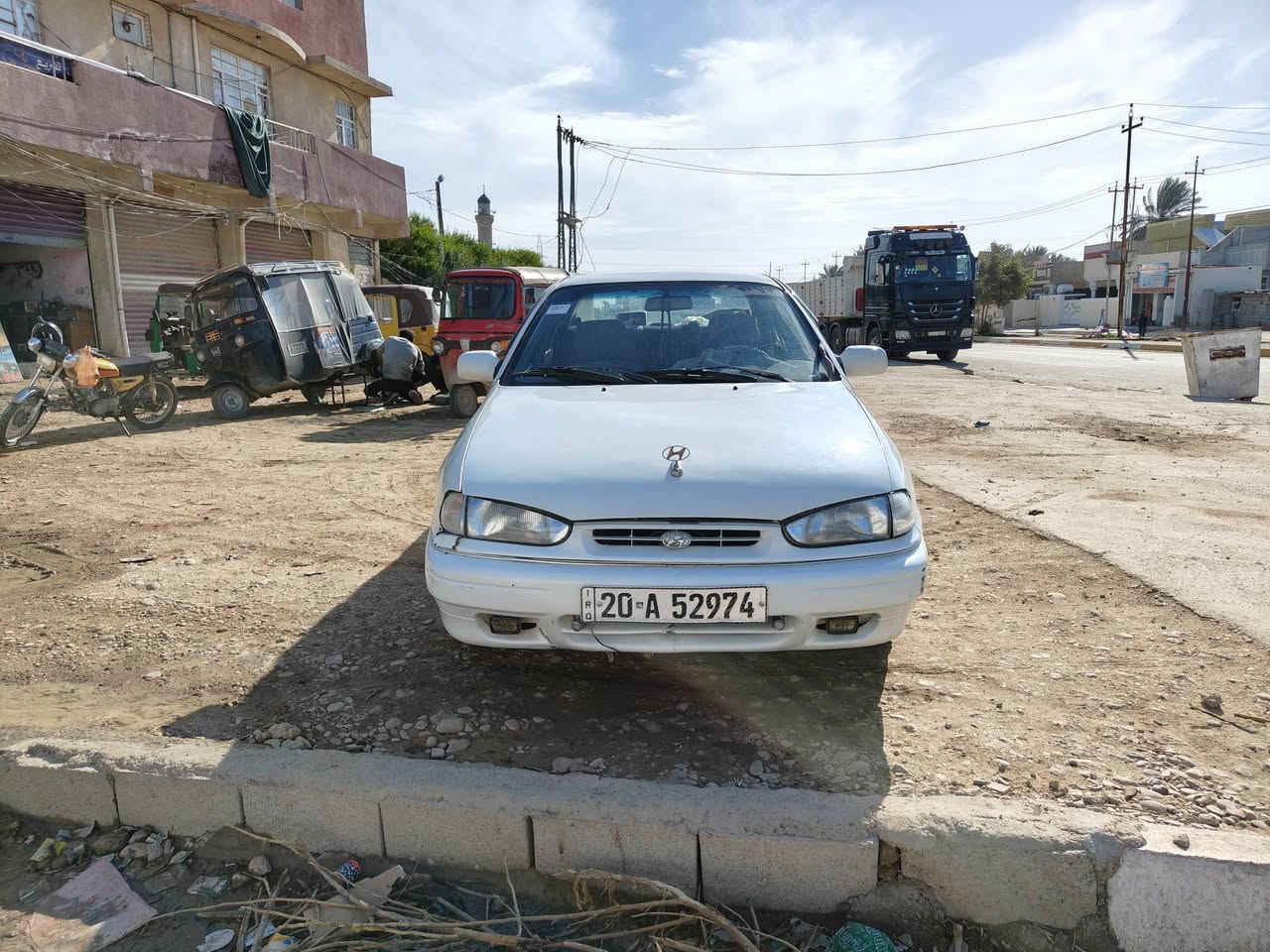 الانترا دمعه موديل 95 
كير اوتماتيك جديد قبل سبوع شديته
محرك خير من الله لا تنقيص ولا تبخير 
تخم تاير جديد 
صدر نضافه 80%
عنوان ديالى بعقوبة حي المعلمين ***********
سعر 35 وبيها مجال بسيط
