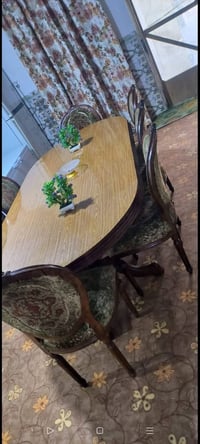 طاوله للبيع ب350وبيهه مجال ‏‪0771 876 8524‬‏