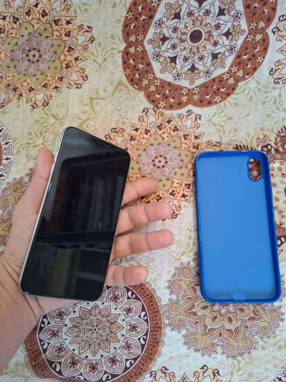 اكس أس ماكس
ذاكره256بطاريه ابلاديه 83

  كلشي  مامبدل جهاز نضافه فول 

فقط بصمه متوقفه الباقي كله شغال ع فحص

كامرات  ✅اتصال ✅

سيمكرت اتصال فرمته كله شغال 

الون الابيض 

مراوس او بيع مكاني بغداد مدينه الصدر 

ماعندي توصيل ***********

السعر200 وبي مجال
