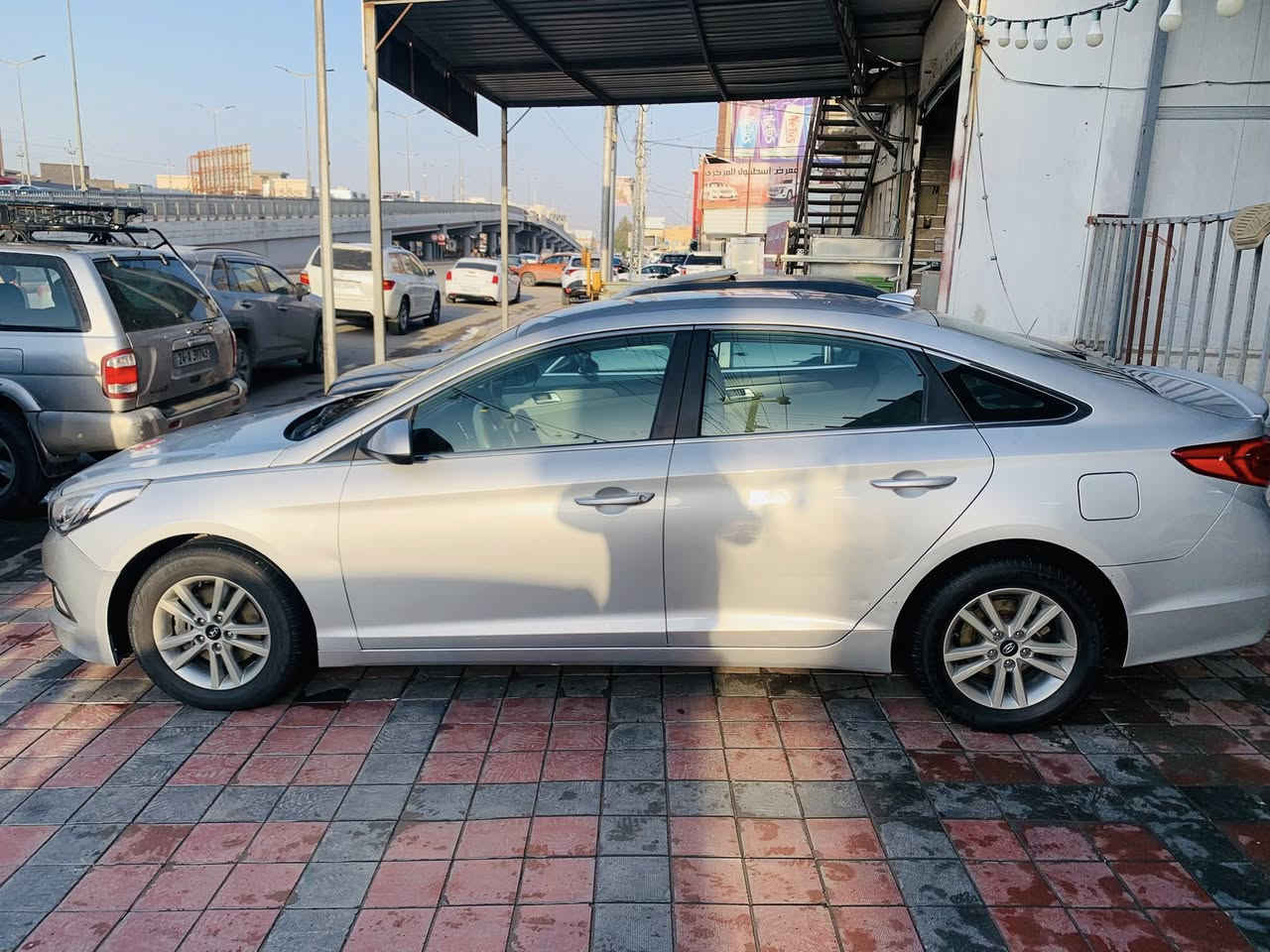 سلام عليكم سوناتا 2015 مكينة 2400 جيدي اي كير بشرط مبدل بنيد نفس ألوان رقم سليمانية بشرط تحويل سيارة جهازة من كلشي نقص واحد مابية صدر جديد تبريد ثلج سعر السيارة 135 وبيه مجال مكان سيارة فلوجة وهذا رقمي *********** وبي واتساب
