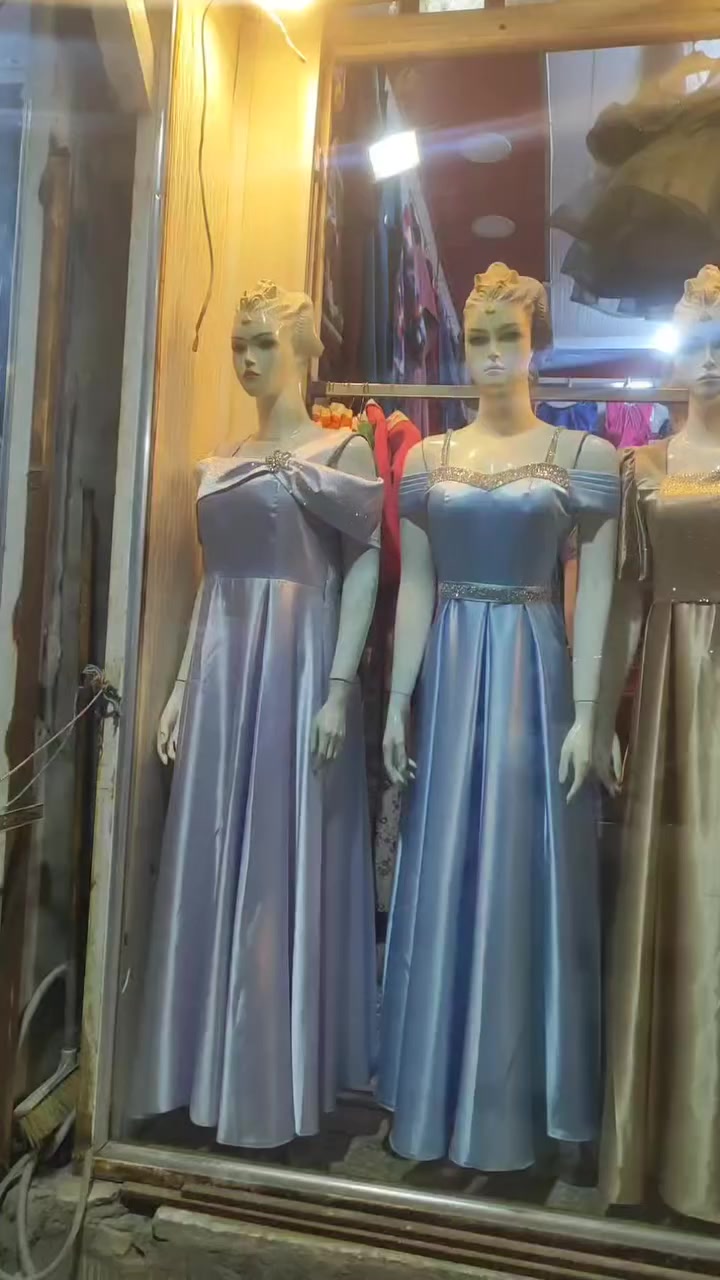 فساتين مناسبات 
عروض خاصه 
السعر 25الف


**إذا كنت صاحب هذا الإعلان وتريد حذفه لأي سبب، رجاءا أرسل رسالة إلى الدعم الفني**