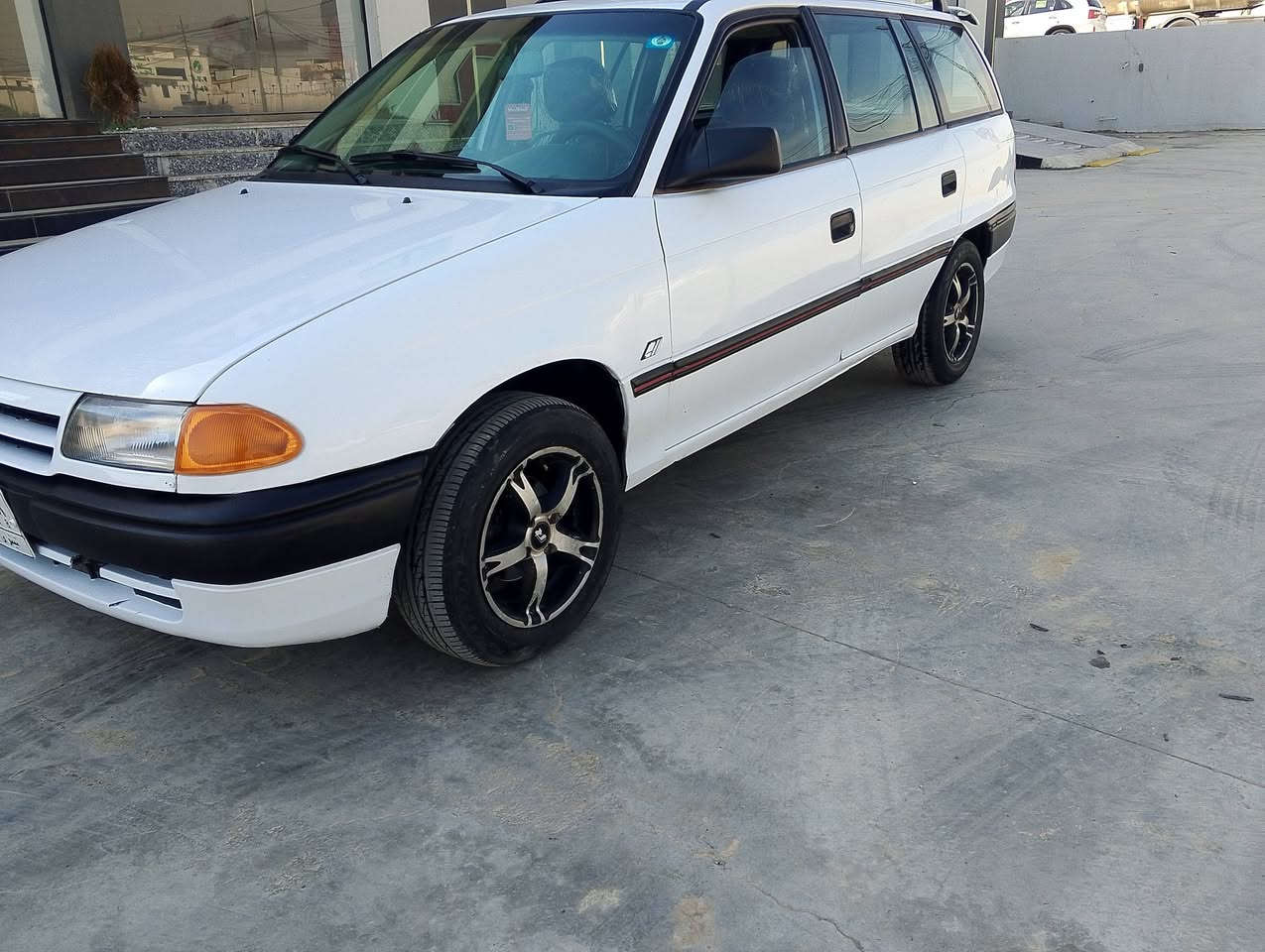 استرا استيشن نينوى الماني للبيع اتصال 0770305824   ***********
