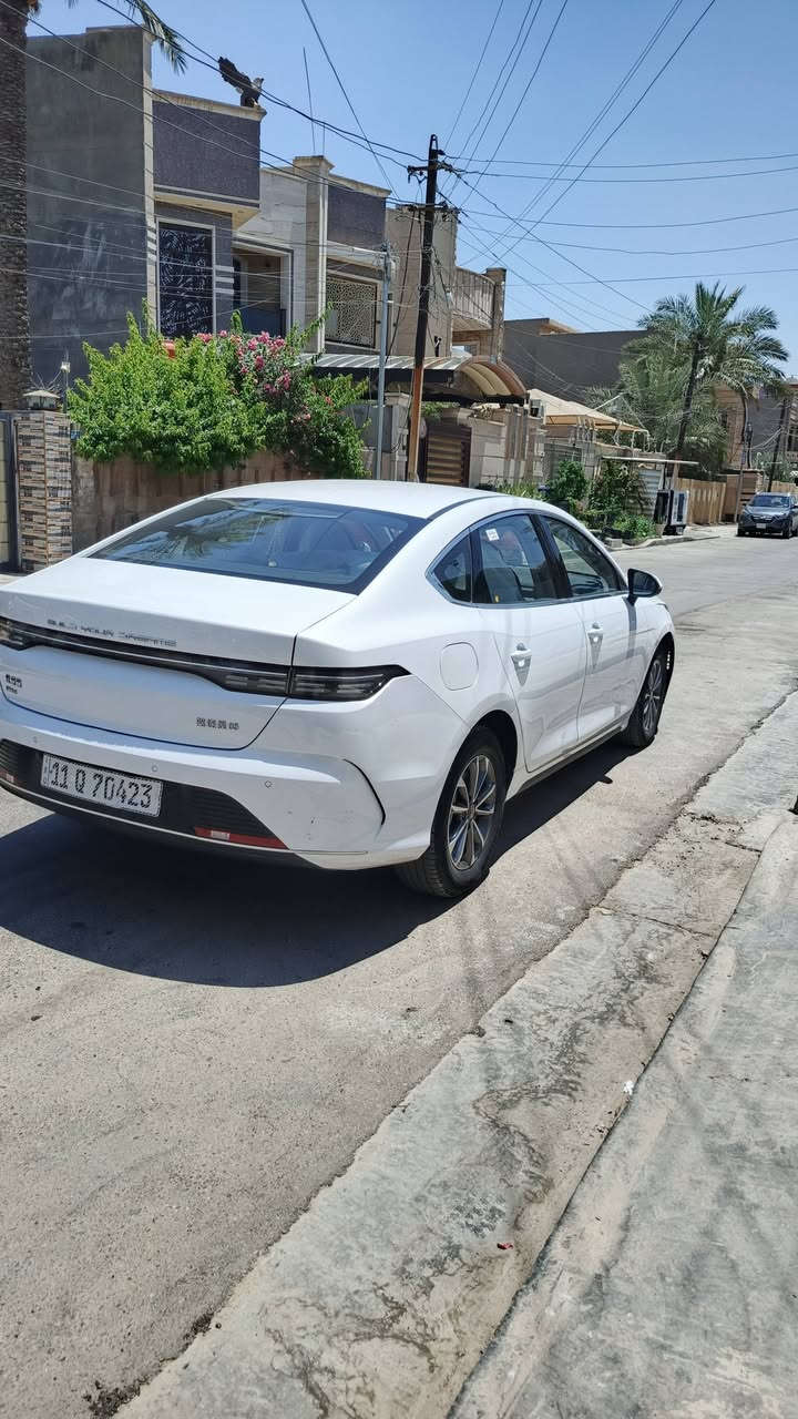 السلام عليكم BYD دستروير ٢٠٢٥ رقم بغداد سياره مكفوله من الصبغ وتبديل ولفتح بيه بارد بصيط سياره مكفوله كير مكينه حداديه بطاريه كله مكفوله السعر١٩ مليون و٣٠٠ وبيه مجال بصيط للستفسار*********** بغداد الطالبيه
