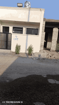 الدار للبيع  مساحه 100 متر  واجهه 6 وربع نزال 16  طابو زراعي سند 25  ت...