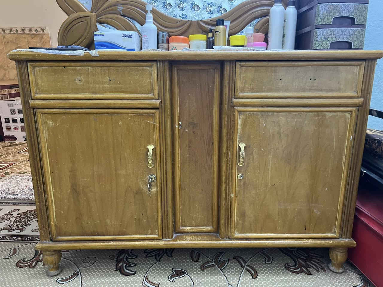 ميز مراية
تسكام مستعمل بس نظيف 
السعر 75 
المكان نجف


**إذا كنت صاحب هذا الإعلان وتريد حذفه لأي سبب، رجاءا أرسل رسالة إلى الدعم الفني**