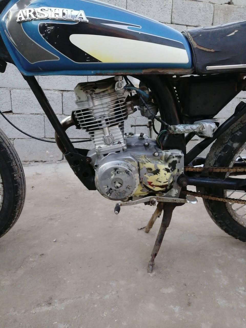 السلام عليكم دراجه موديل 19 كلك كلك المكان الرفاعي السعر 200


**إذا كنت صاحب هذا الإعلان وتريد حذفه لأي سبب، رجاءا أرسل رسالة إلى الدعم الفني**