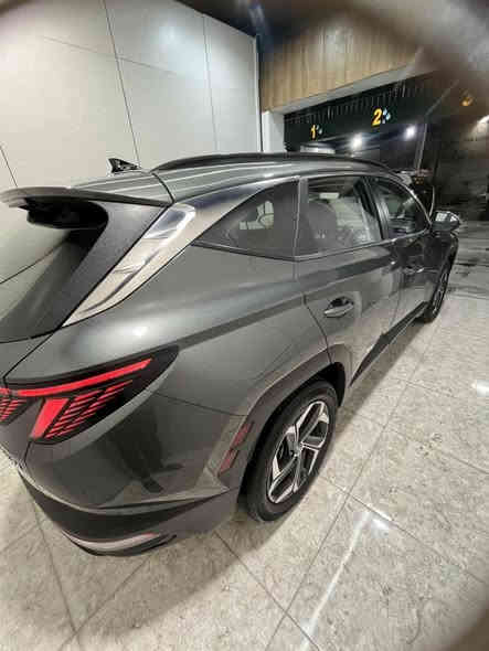 اسلام عليكم. للبيع توكسان مديل 2022 وارد امريكي. السياره. ماشيه. 50 الف  المواصفات 
 بانوراما
بصمه 
رادارات 
اشلير مري 
جنطه كهرباء 
هايبرد 
ويل جبير  
رقم بغداد بسمي تحويل ثاني يوم 
السياره بيها صبغ حاملغ اوباب  اوتكمه اليمنه. او البند امبدل نفس الون  مكان السياره بغداد شارع فلسطين. قرب نادي الخاء التركماني صور الحادث مرفوقه بصور  السعر المطلوب 165 اوبيها مجال بسيط  السياره تعميرها كوله على البلاد راجع  الاستفسار على الرقم.  ***********
