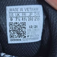 ماركة   اديداس تيريكس  اصلي اورجينال   قياس 41 ونص يتوفر توصيل 🚕🚕 فقط ...