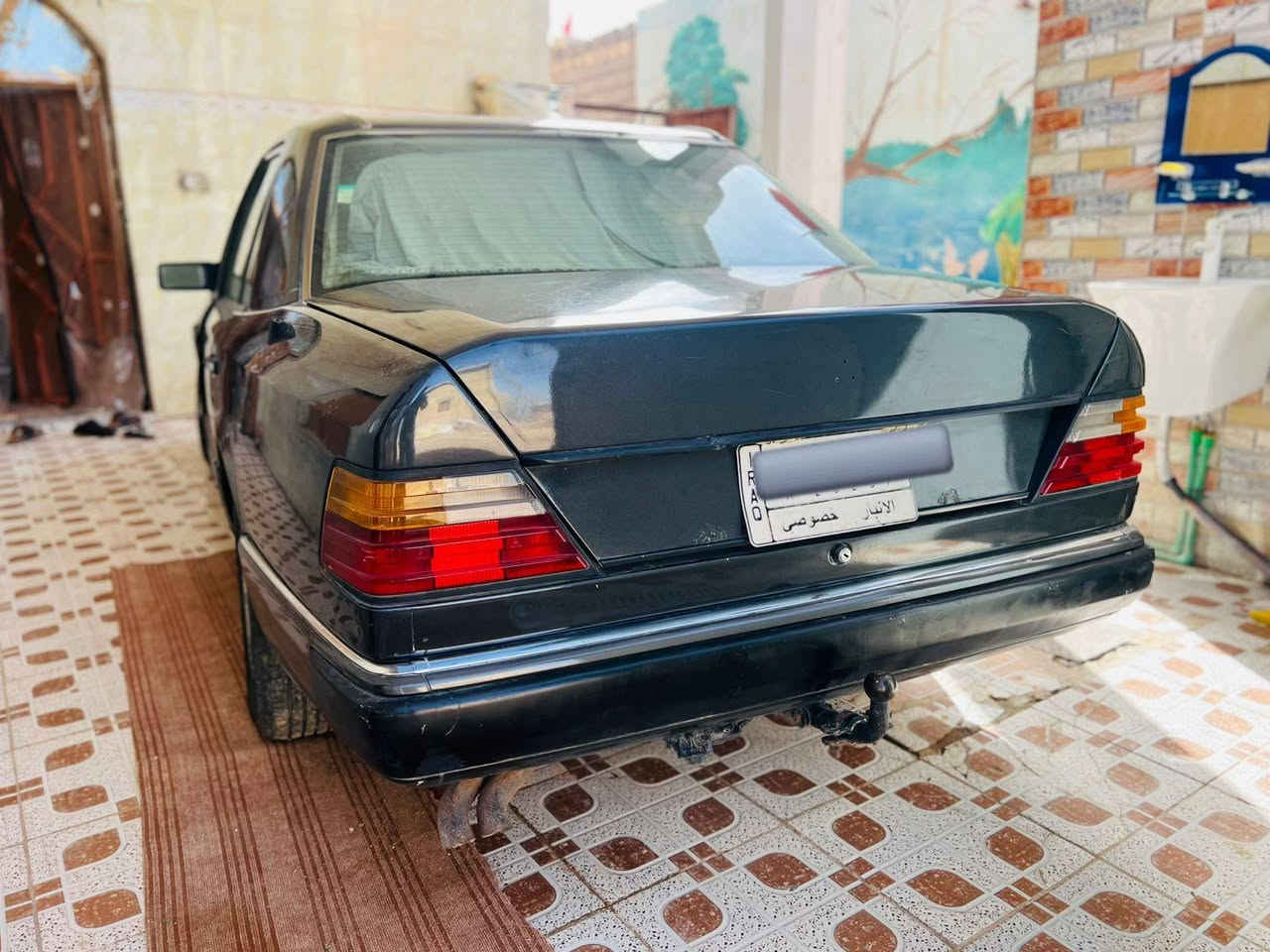 السلام عليكم
مارسدس دب للبيع

مكينه2500. كير ومكينه جدد

مصبوغه عام جماليه فقط بدون ضربه

المكان الناصريه قضاء الغراف

السعر (55)وبيهه مجال
للاستفسار ***********
