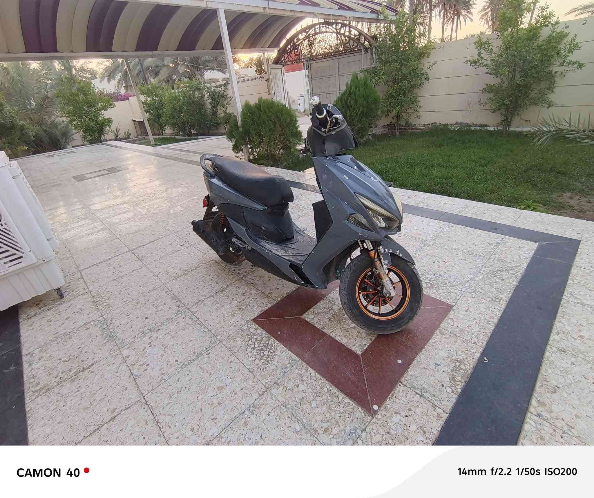 السلام عليكم للبيع سعر ٢٥٠وبيها مجال مكاني حله ***********
