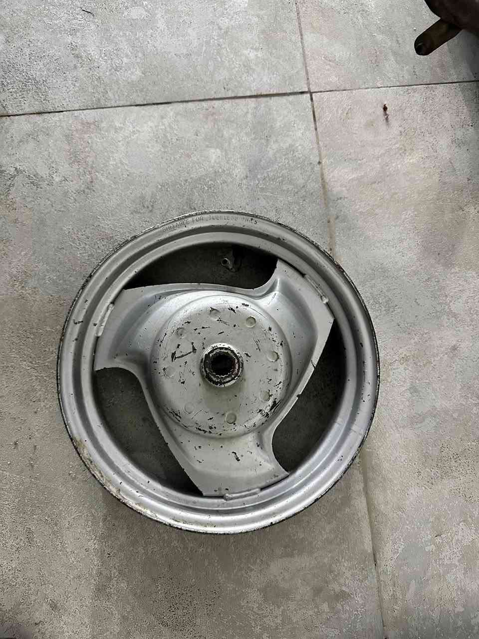 كلهن ب 25قفل 🔒


**إذا كنت صاحب هذا الإعلان وتريد حذفه لأي سبب، رجاءا أرسل رسالة إلى الدعم الفني**