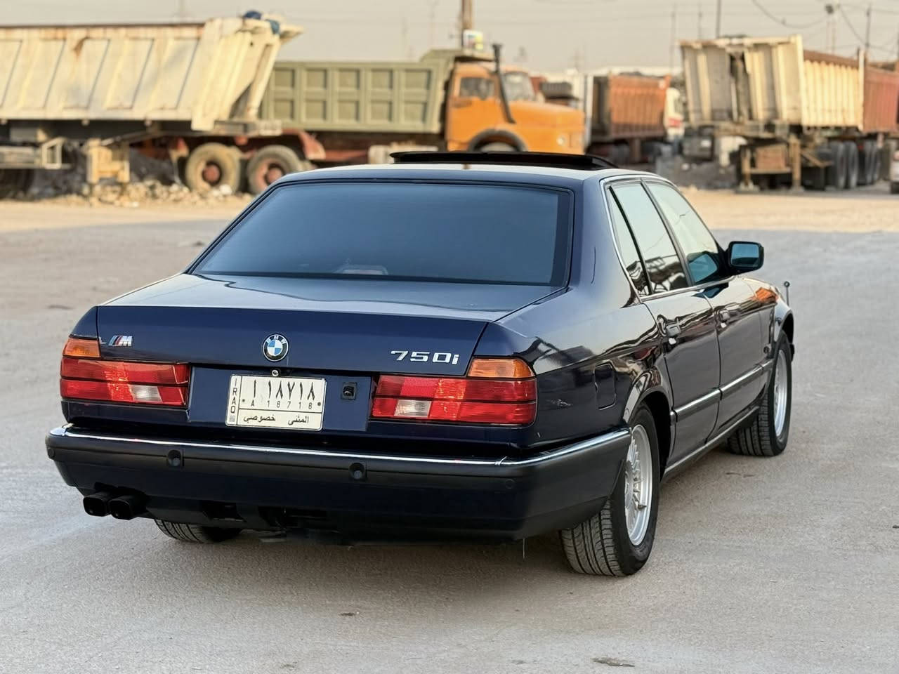 السعر 75وبيه مجال
سلام عليكم بي ام حجم 750مديل 1994 بجم عريض 

السياره كله وضع شركه برغي  مملعوب بيه

مكفوله ضربه وتبديل وخياس فقط صبغ جماليه

السياره فول موصفات السياره مكينه 12سلندر

فتحه طكتين جام ضد الرصاص برده خلفيه 

السياره داخل جلد ابيض صاج ملكي  

مكينه وكير ستوني شادهن مال حاويه 

تبريد ثلج امامي وخلفي

تخم. تاير ستوني شاده اصلي 

رقم مثنئ سنويه لل2027 هزه جديده تحول مباشر 

مكان نجف الاشرف ***********
