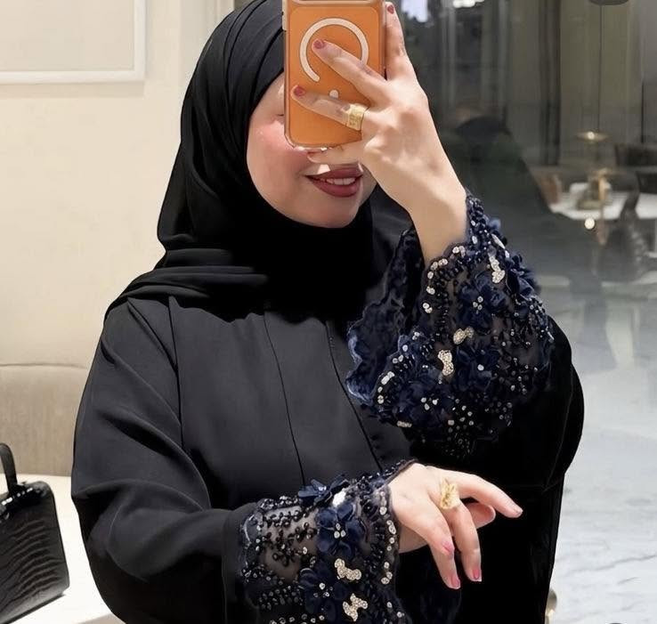 ✨ عبايات إماراتية فاخرة بالجملة فقط ✨

✔️ كوالتي ممتازة
✔️ شغل يدوي متقن
✔️ تصاميم راقية ومميزة

🚚 التوصيل والشحن من الإمارات إلى العراق متوفر عن طريقي.

📩 للتواصل والاستفسار: أصحاب الجملة فقط عبر الدايركت.

أهلاً بتجار الجملة والموزعين.


**إذا كنت صاحب هذا الإعلان وتريد حذفه لأي سبب، رجاءا أرسل رسالة إلى الدعم الفني**