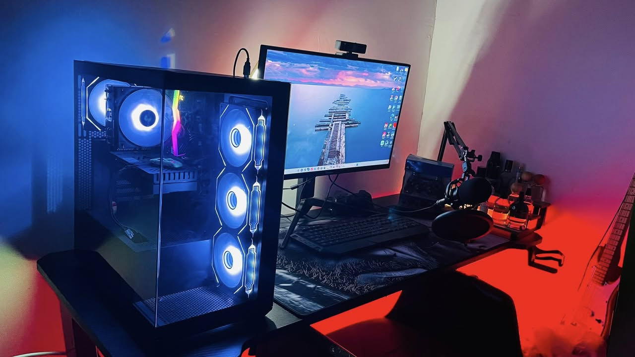 سلام عليكم
حاسبه PC للبيع 

مواصفات 👇🏻

1: كرت شاشه 3060TI
2: رام 16 دبل رام يعني المجموع:32 
ذاكره 1TP
3: مراوح عدد 6 فان تبريد 
4: شاشه حجم 27” 4k 0.5 Time
5 كيبورد +ماوس + باد ناوس مضيئات 
6: ميز كيمنك كاربون فايبر رجلين احمر تحكم ب الوان الاضائه + اظائه الشاشه خلفيه 
7: سماعه كيمنك
8: كامره كيمنك دقه 2k 
9: مايك احترافي معه سيتم صوت صدئه وتغيير الصوت 
10: معه اشتراك ستيم 35 الف لعبه مدفوعه الثمن وحساب كامل 
  

+هديه بلي 3 معه يدات 3 مهكر وكامل 

السعر خيالي شراي ادخل خاص 
***********
***********
