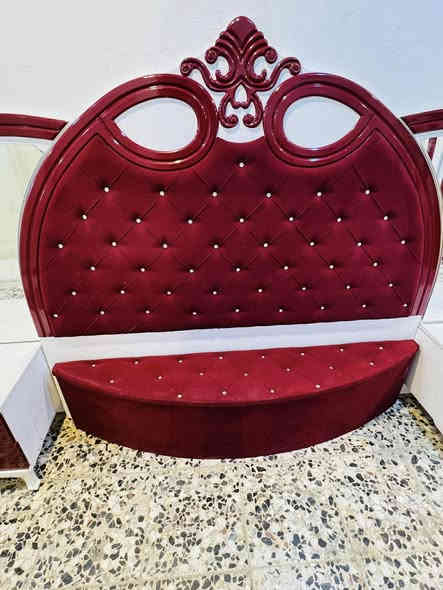 *********** رقم صاحب لغرفه ذمه اذا ماتكول من طرف مندوب اسماء 

غرفه نوم تركيه 8 قطع نضافه فول  وضخامه نضام بيبان سعره 550 الف
