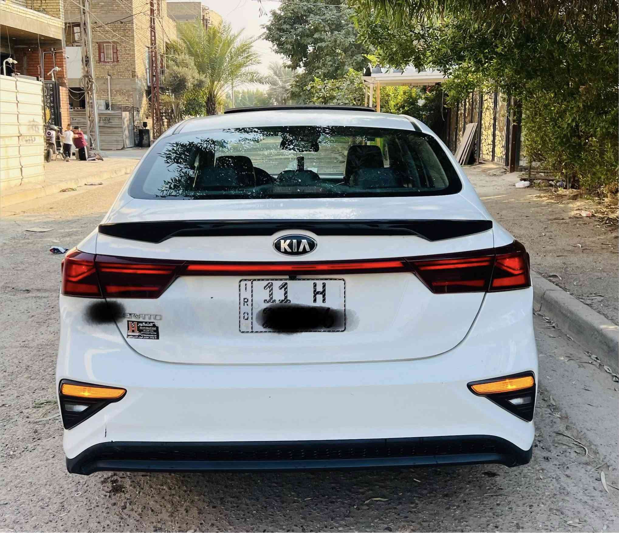 السلام عليكم سيراتو 2019 خليجي مكفول من الصبغ والبارد كير محرك مكفولات السيار فول عده البصمه 
تحكمات فتحه قطعتين تبريد مري شفط اشاير بالمري كشتات جلد ابلادي السعر 152 
بسمي رقم بغداد ماشيه 119 
مكانه بغداد الكرخ الهاتف (***********)
